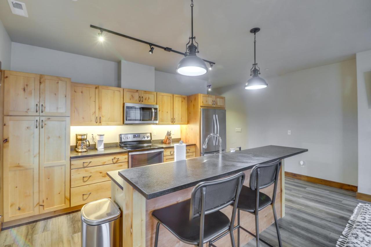 Downtown Columbia Falls Condo 16 Mi To Ski Resort Luaran gambar