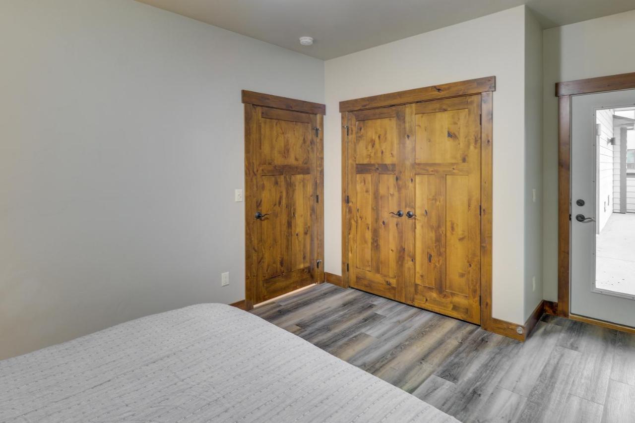 Downtown Columbia Falls Condo 16 Mi To Ski Resort Luaran gambar